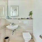 Modernes Studio-apartment In Toller Waldrand-lage Apartament Kaiserslautern