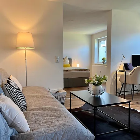Modernes Studio-apartment In Toller Waldrand-lage Kaiserslautern