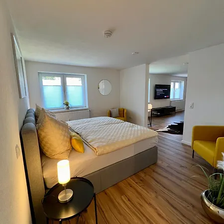 Apartment Modernes Studio-apartment In Toller Waldrand-lage