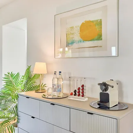 Modernes Studio-apartment In Toller Waldrand-lage Lejlighed *