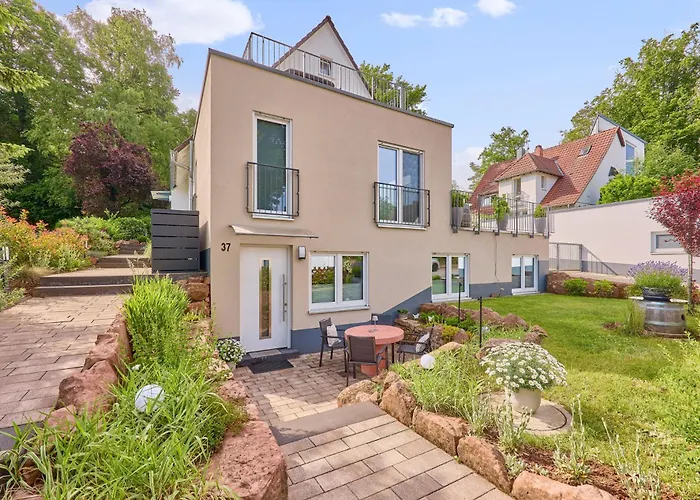 Modernes Studio-apartment In Toller Waldrand-lage * Kaiserslautern